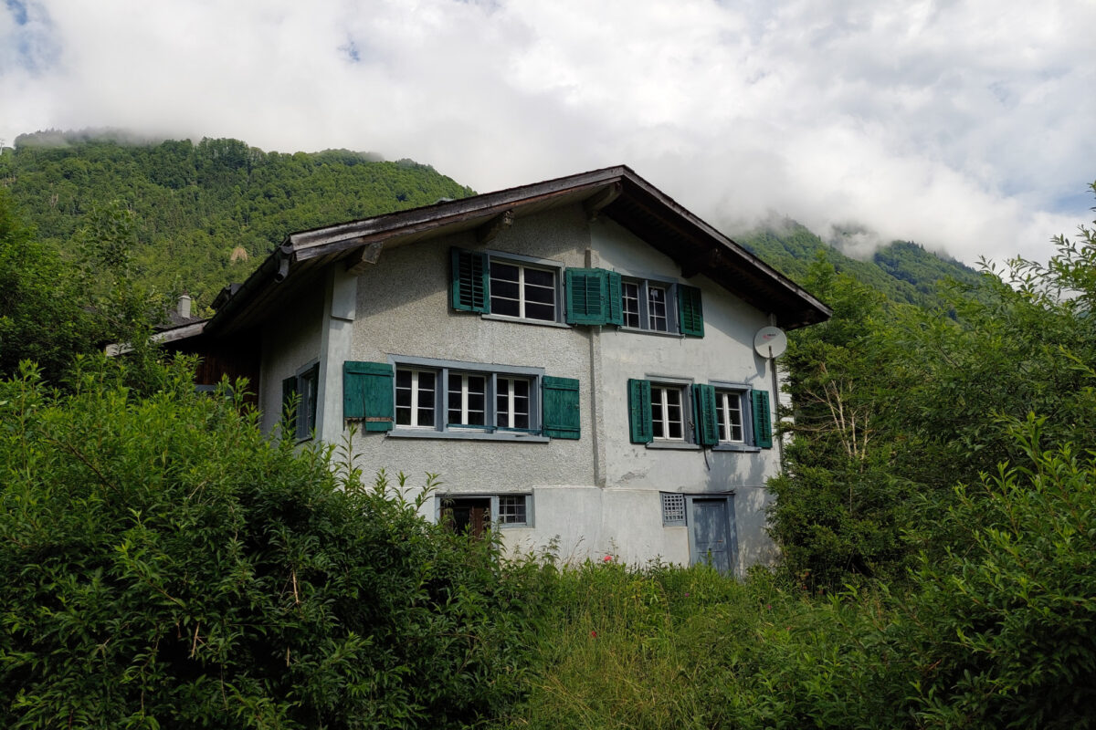 Glarhus AG Renovationen, Umbauten oder Kauf von Altliegenschaften